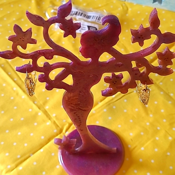 Handcrafted Resin Jelewry holder - Picture 5 of 6